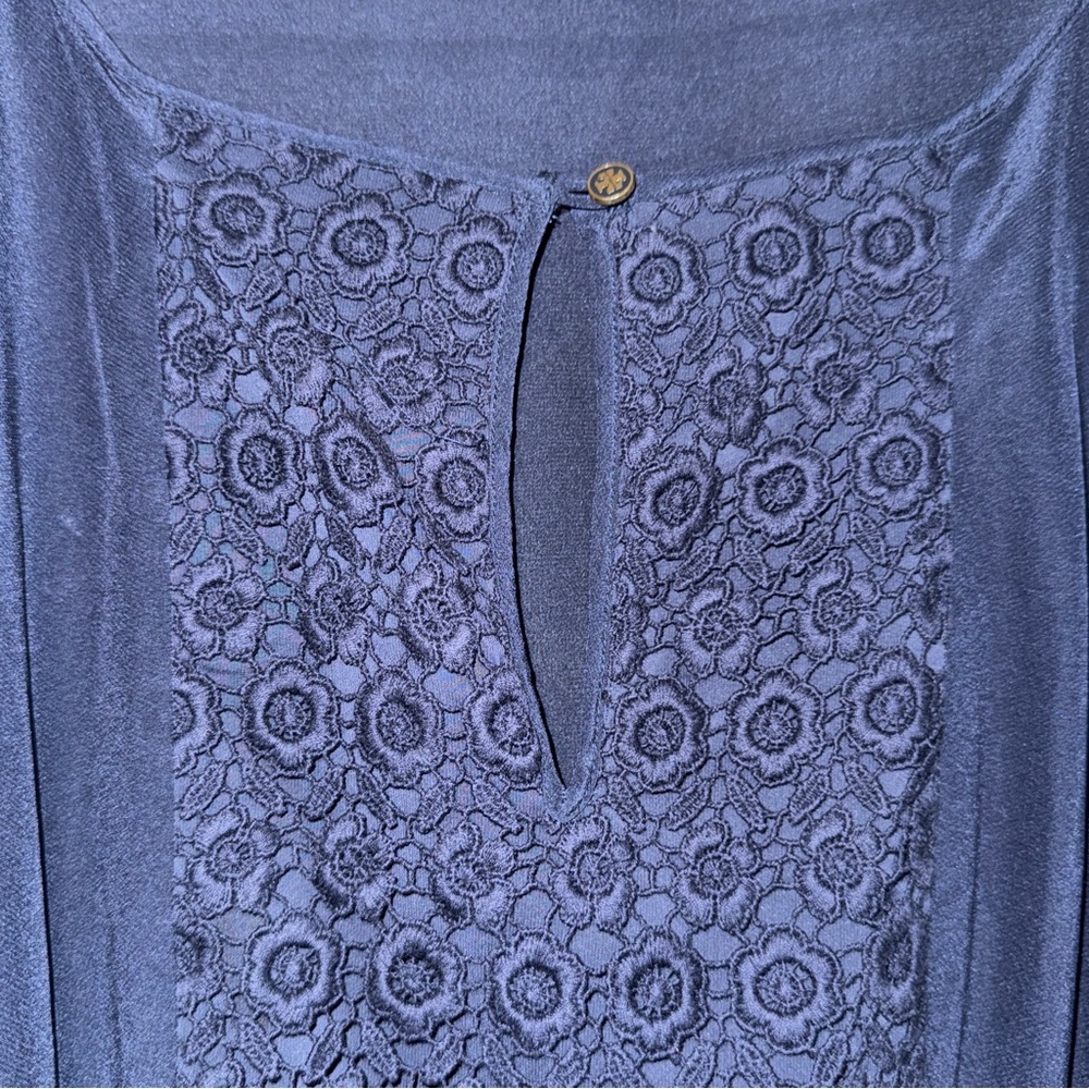 Tory Burch Silk Lillian Blouse, size 10 - Picture 7 of 13